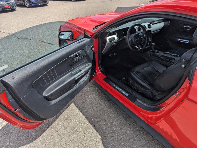 Used 2015 Ford Mustang Premium RWD image 8