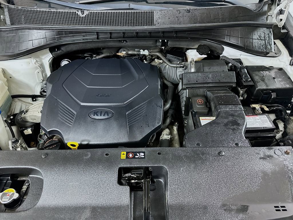 Used 2019 Kia Sorento LX image 28