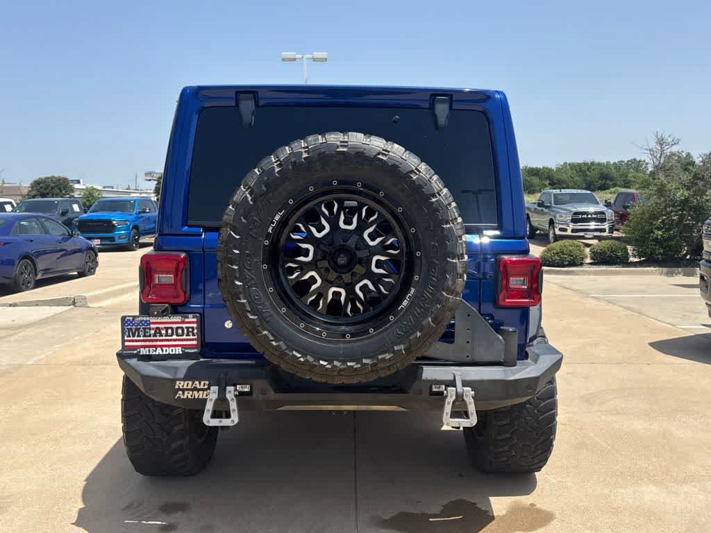 Used 2018 Jeep Wrangler Unlimited Sahara AWD/4WD image 4