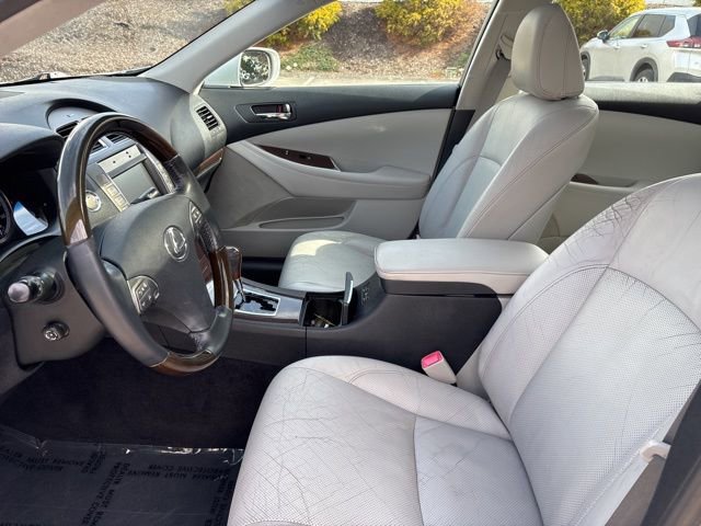 Used 2010 Lexus ES 350 image 9