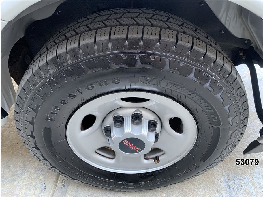 Used 2019 GMC Savana 3500 w/ Power Convenience Package RWD image 23