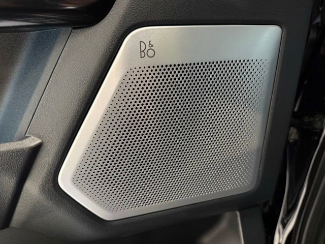 Used 2025 Ford F150 Raptor w/ Equipment Group 803A Raptor R image 40