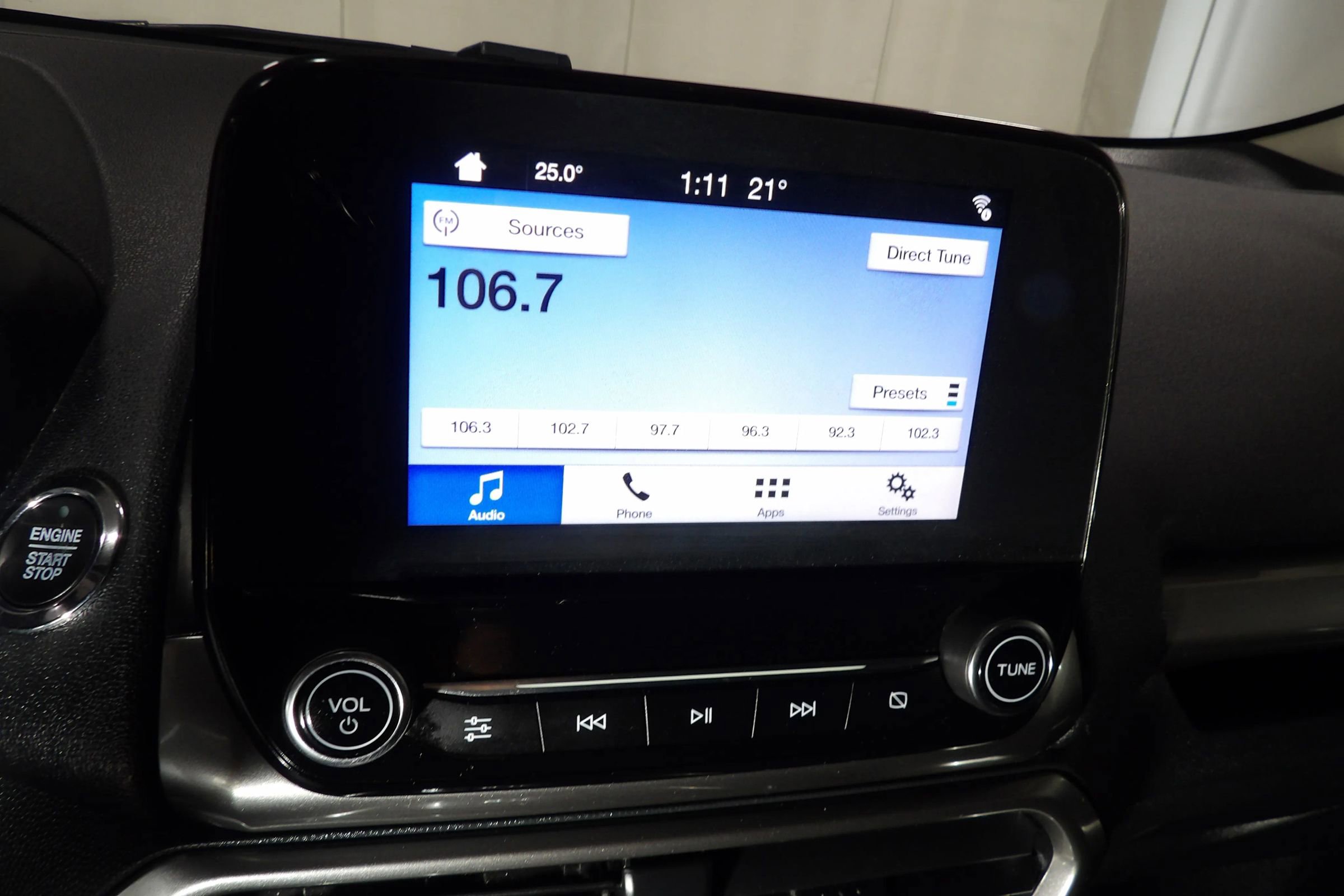 Used 2018 Ford EcoSport SE image 15