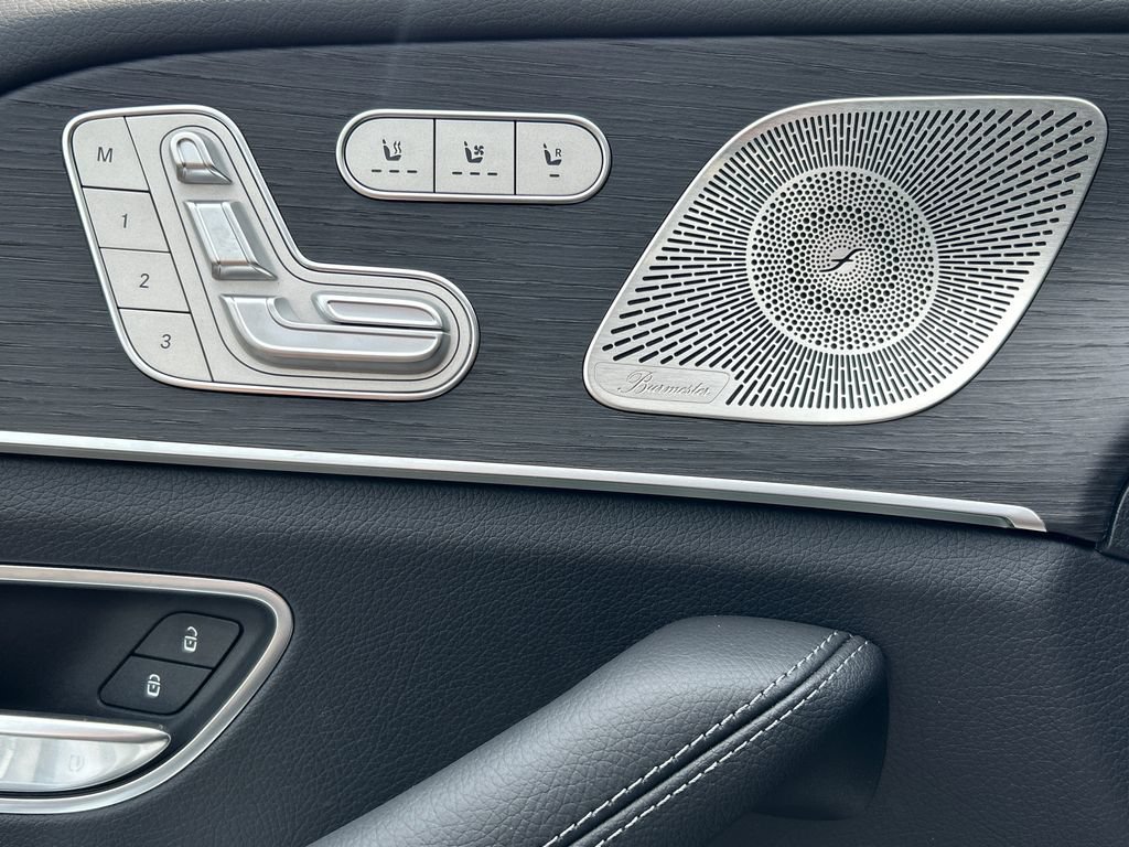 New 2026 Mercedes-Benz GLS 450 4MATIC image 11