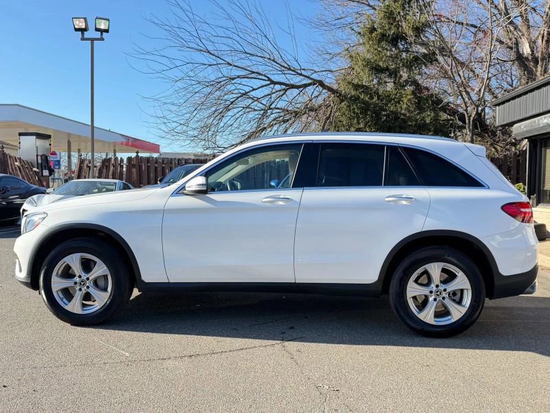 Used 2018 Mercedes-Benz GLC 300 4MATIC image 8