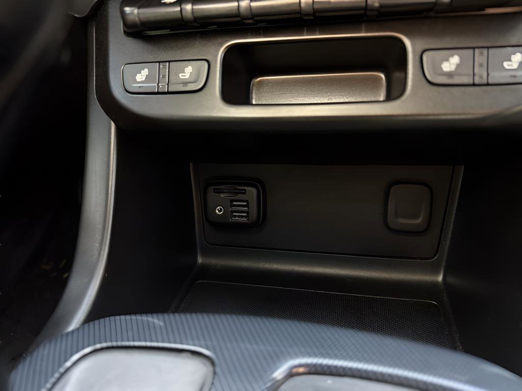 Used 2022 Chevrolet Colorado Z71 w/ Z71 Midnight Edition AWD/4WD image 15