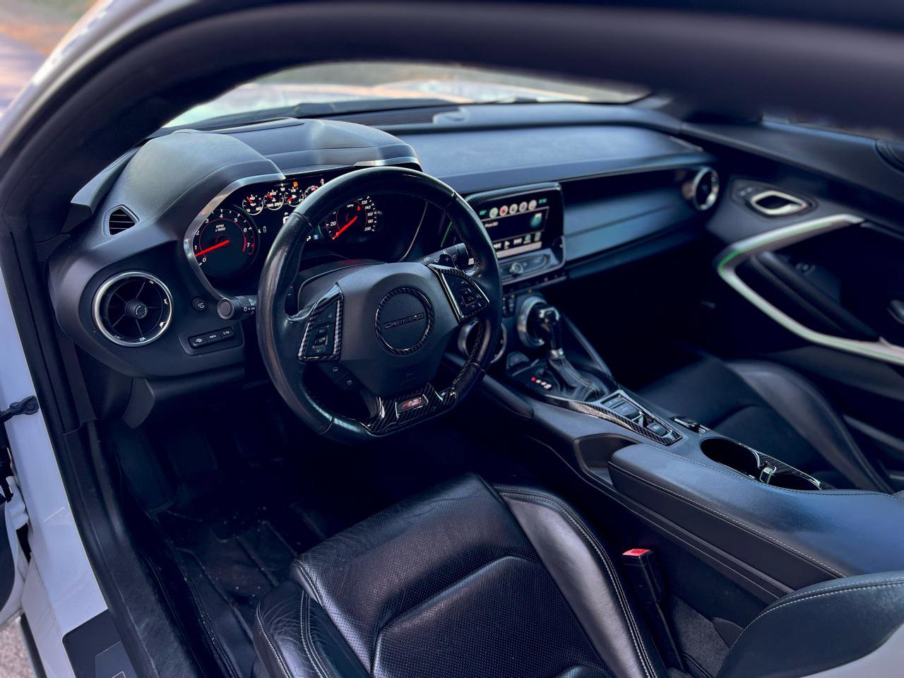 Used 2016 Chevrolet Camaro SS image 15