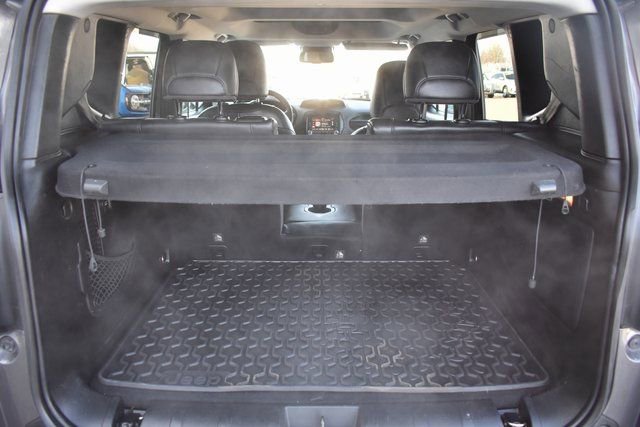 Used 2017 Jeep Renegade Limited image 35