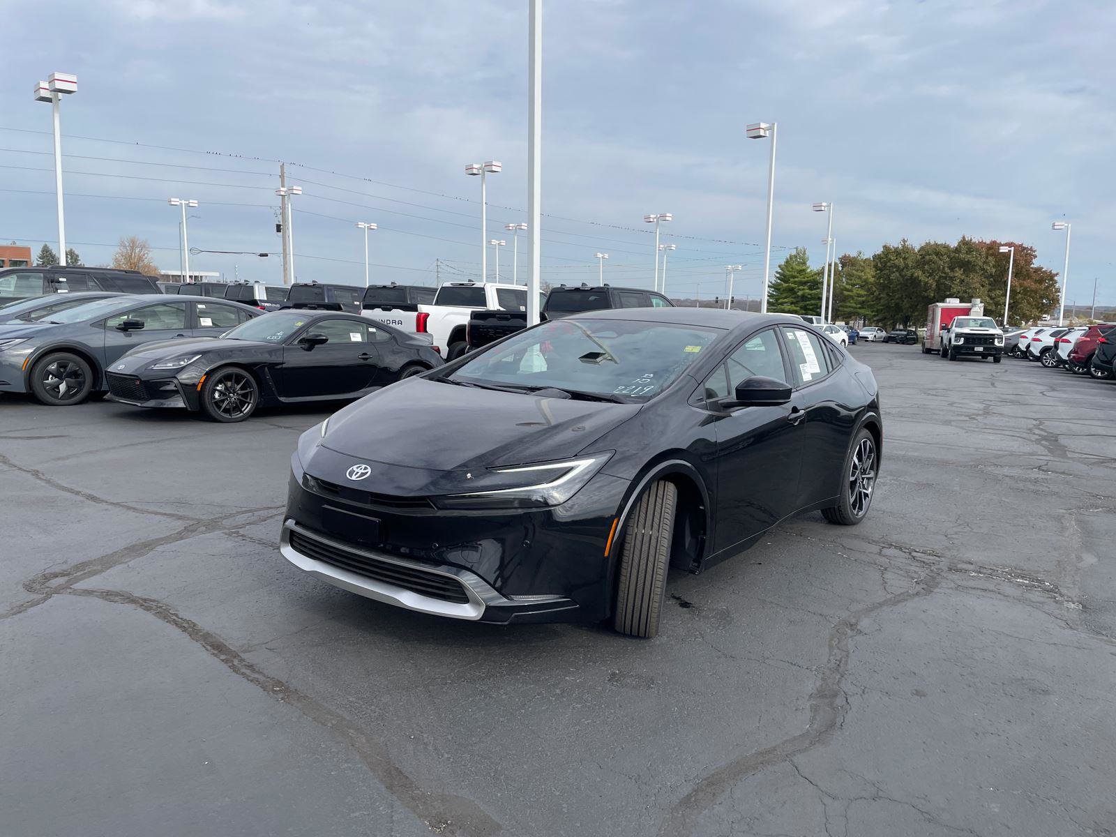 Used 2026 Toyota Prius XSE Premium w/ Limited Premium Package image 3