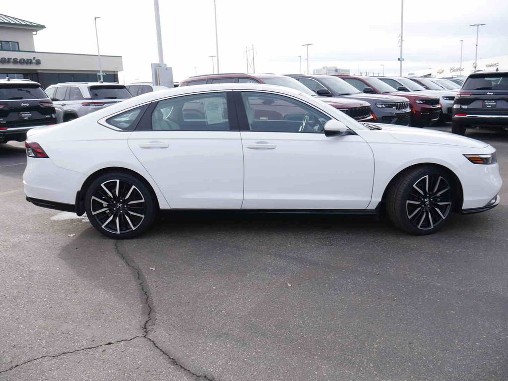 Used 2024 Honda Accord Touring image 20