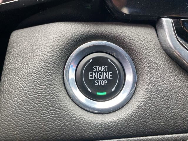 Used 2023 Chevrolet Colorado LT w/ LT Convenience Package II AWD/4WD image 22