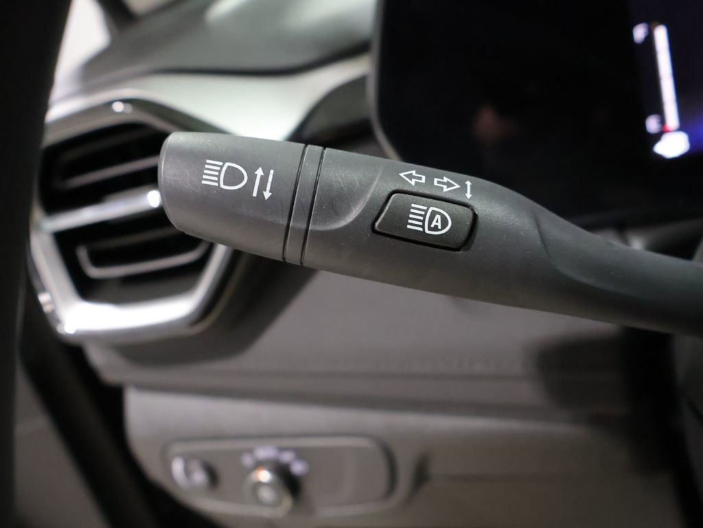 Used 2025 Chevrolet TrailBlazer LT image 36