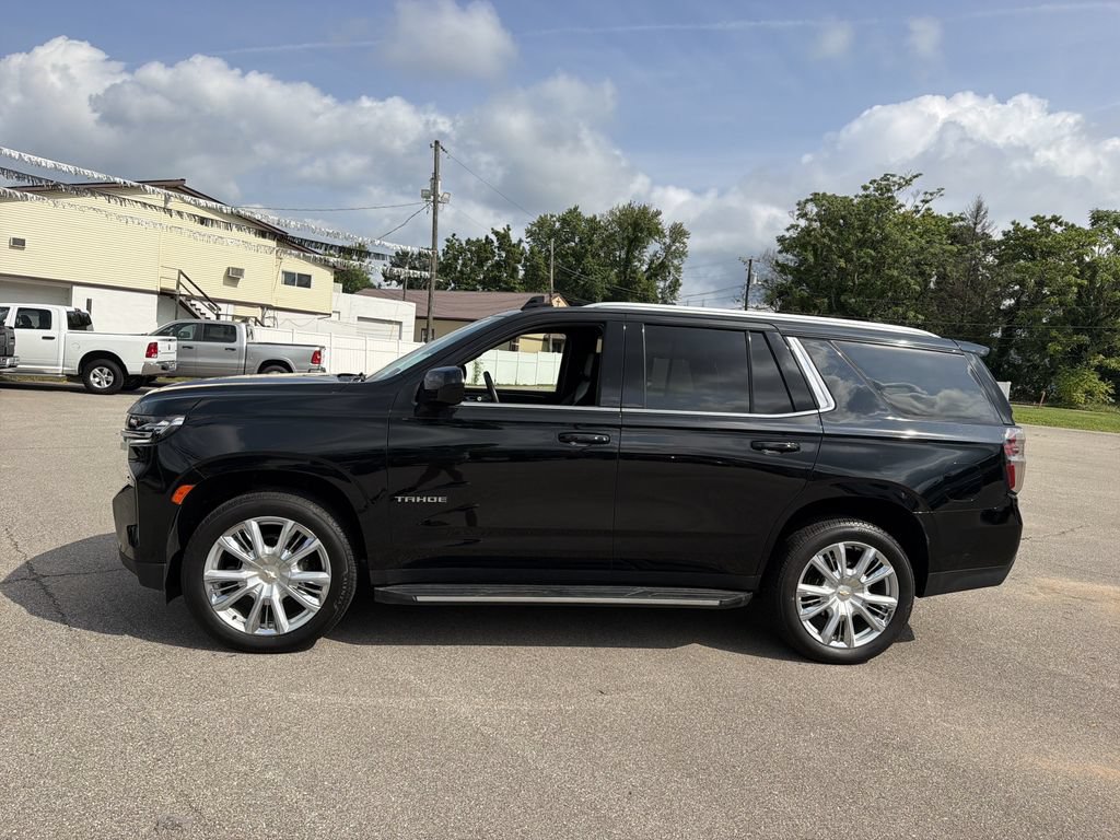 Used 2024 Chevrolet Tahoe LT AWD/4WD image 8