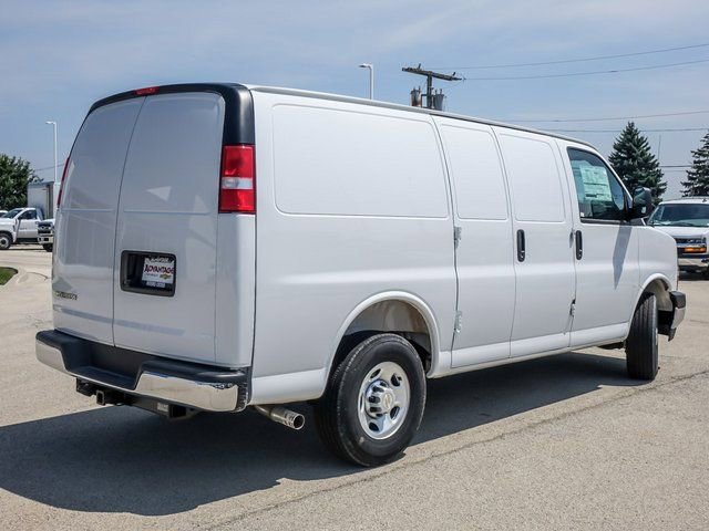 New 2025 Chevrolet Express 2500 w/ Driver Convenience Package RWD video 3