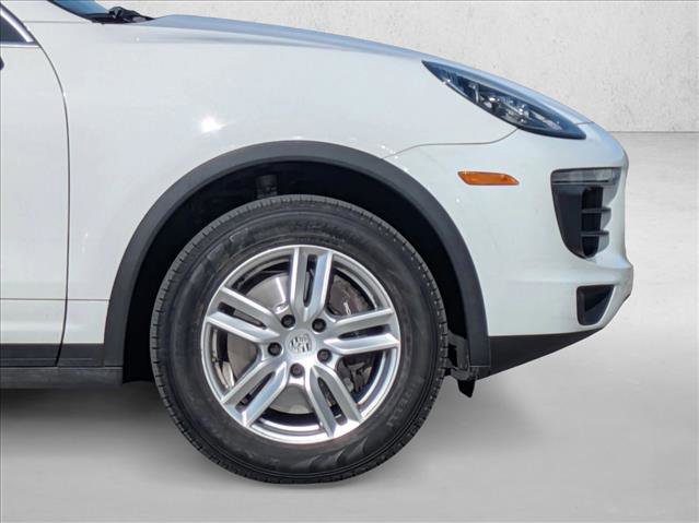 Used 2016 Porsche Cayenne image 11
