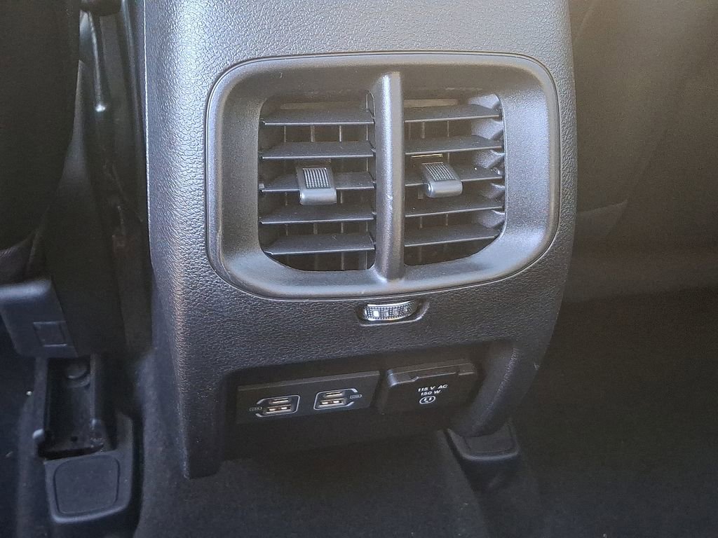 Used 2022 Jeep Cherokee Latitude Lux w/ Sun & Sound Group image 11