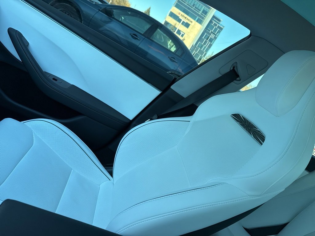 Used 2025 Tesla Model 3 Performance image 5