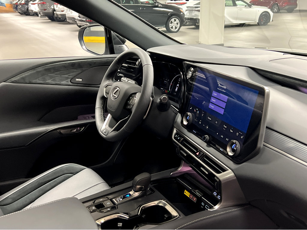 New 2026 Lexus RX 500h F Sport w/ Appearance Package AWD/4WD image 33
