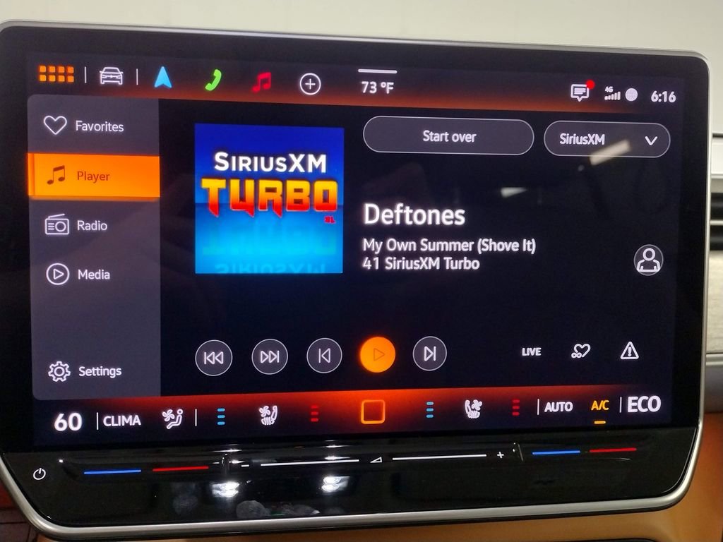 New 2025 Volkswagen ID. Buzz 1st Edition image 32