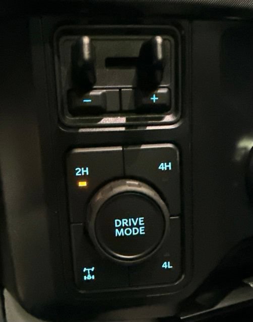 Used 2024 Ford F250 Limited w/ FX4 Off-Road Package AWD/4WD image 33