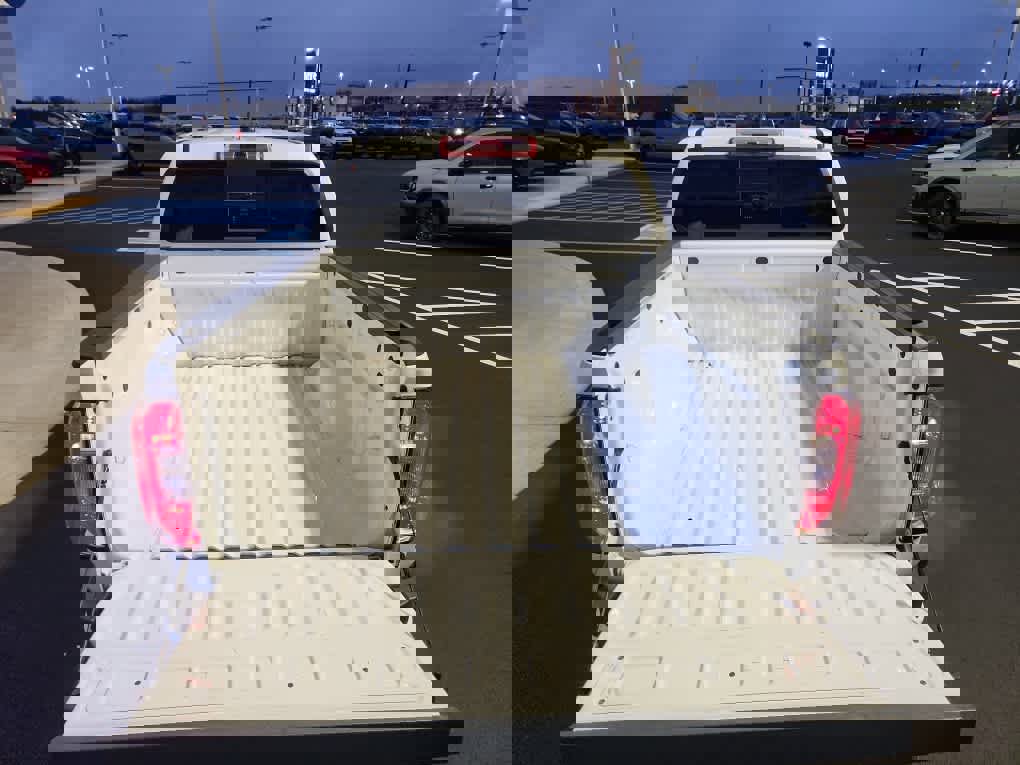 Used 2022 GMC Canyon AT4 w/ Trailering Package image 12