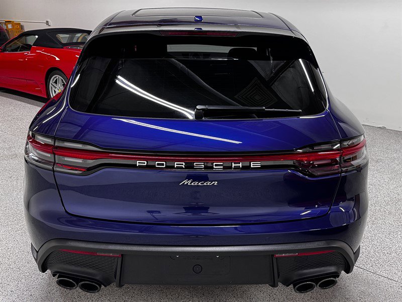 Used 2025 Porsche Macan w/ Premium Package Plus AWD/4WD image 5