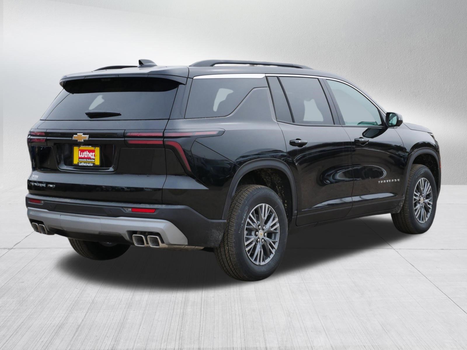 New 2026 Chevrolet Traverse LT w/ Driver Confidence Package image 5