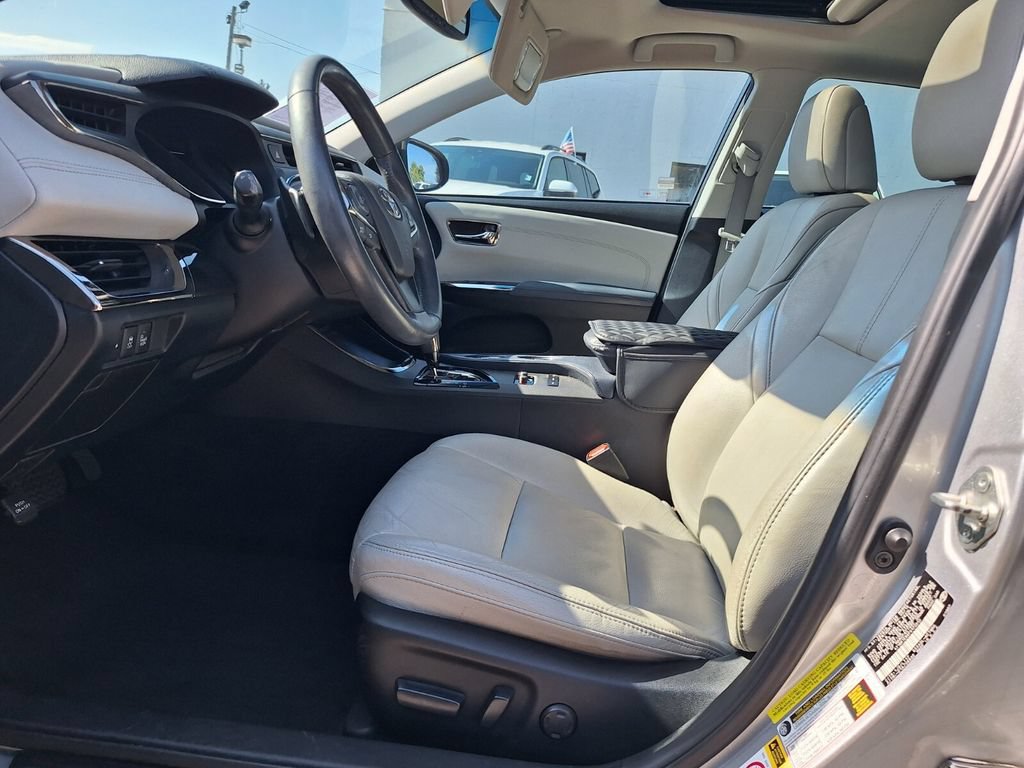 Used 2015 Toyota Avalon XLE Touring FWD image 13