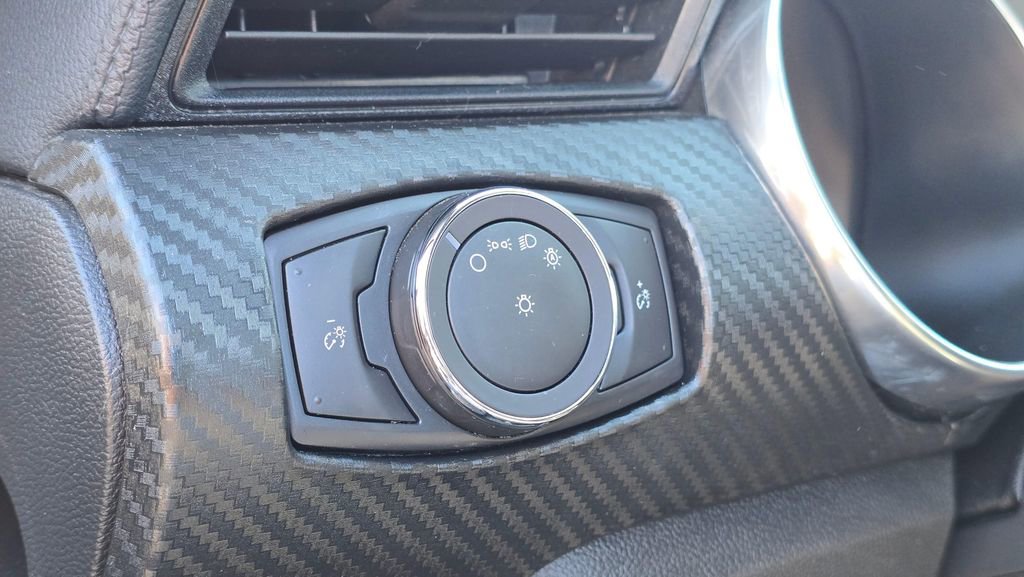 Used 2019 Ford Mustang Coupe image 23