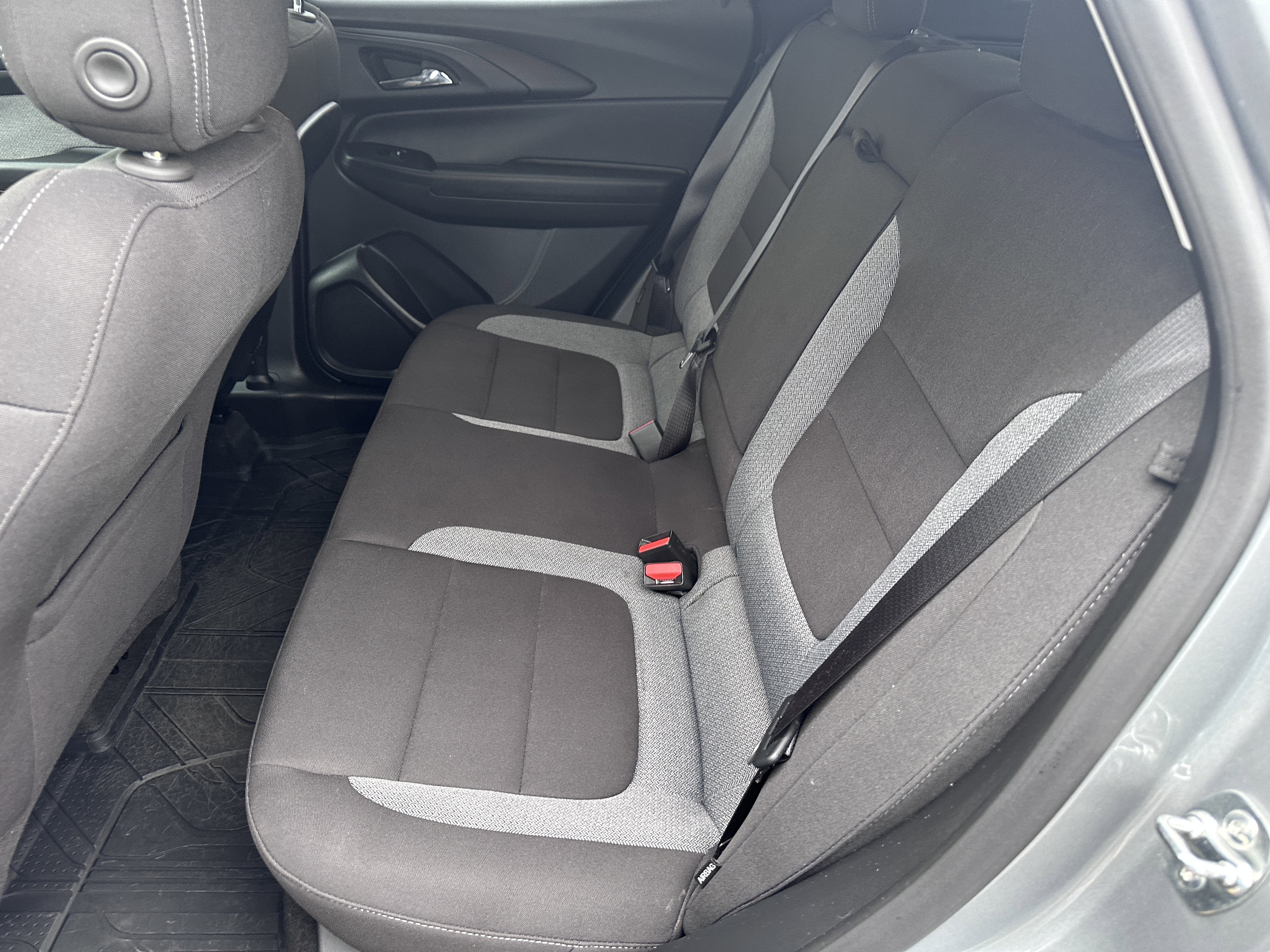 Used 2024 Chevrolet TrailBlazer LT w/ Convenience Package image 11