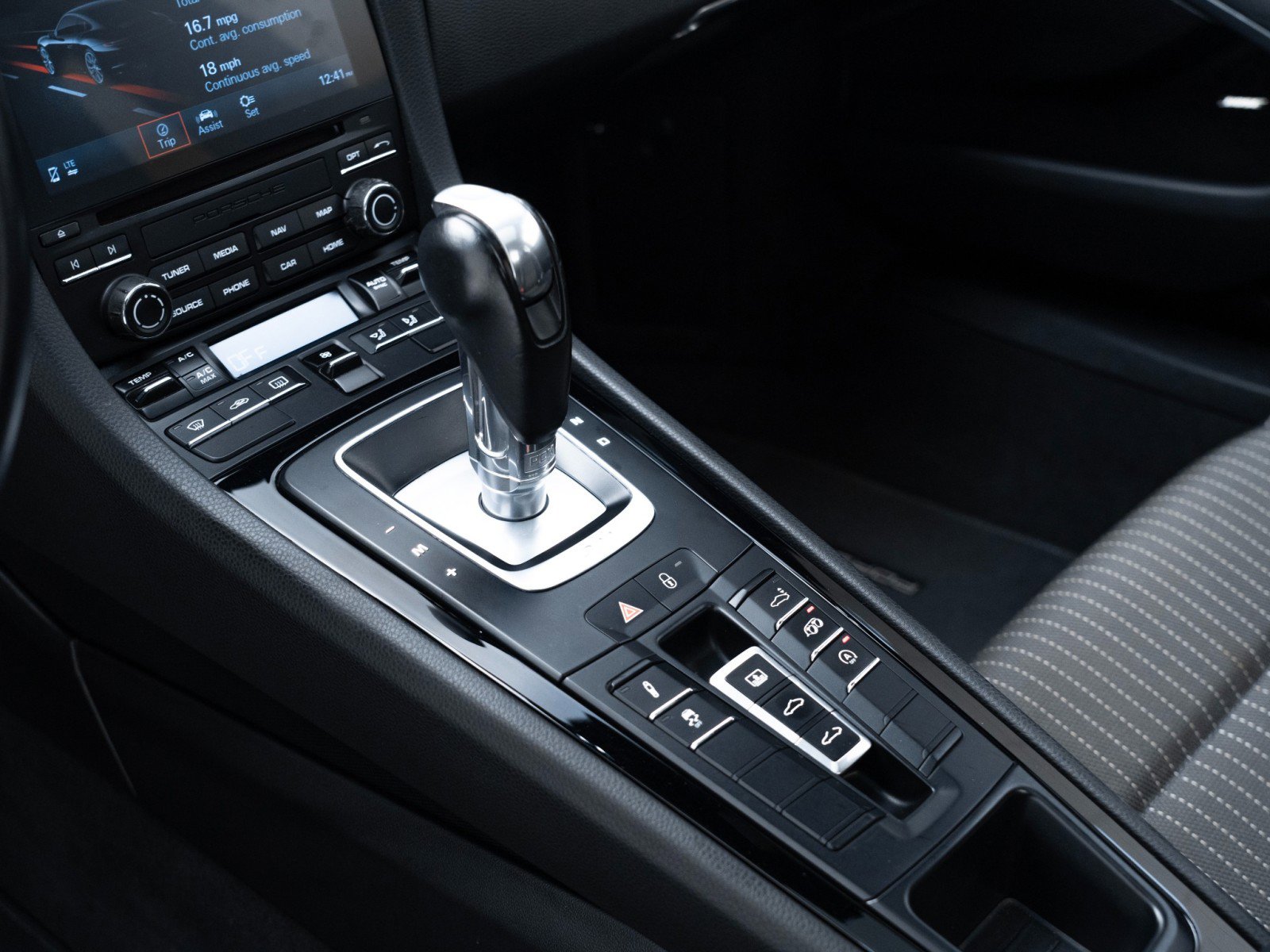 Certified 2018 Porsche 911 Carrera T image 28