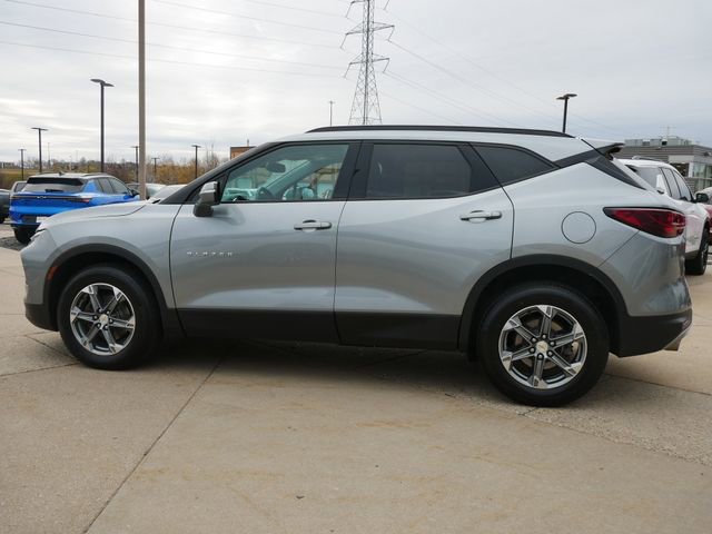 Used 2023 Chevrolet Blazer LT image 4