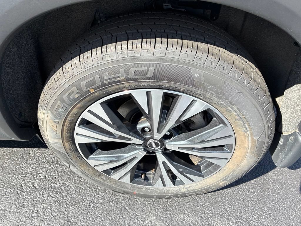 Certified 2023 Nissan Rogue SV AWD/4WD image 11