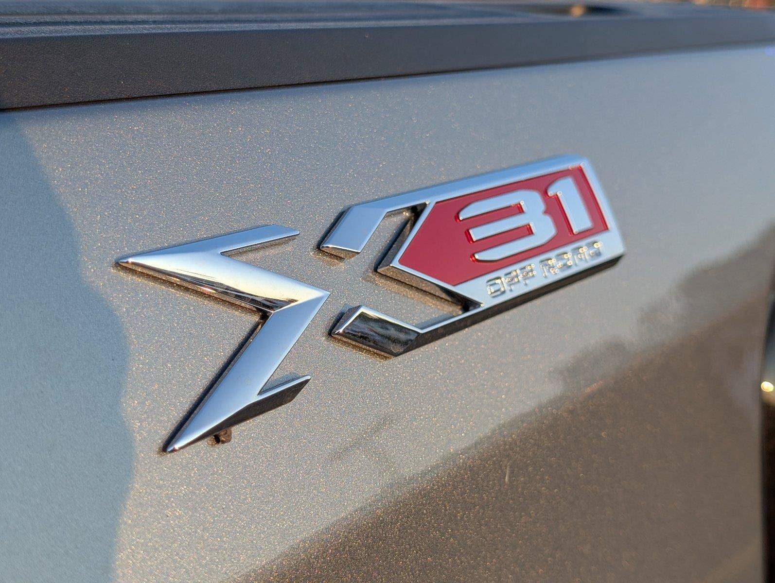 New 2026 GMC Sierra 1500 SLT w/ SLT Convenience Package AWD/4WD image 6