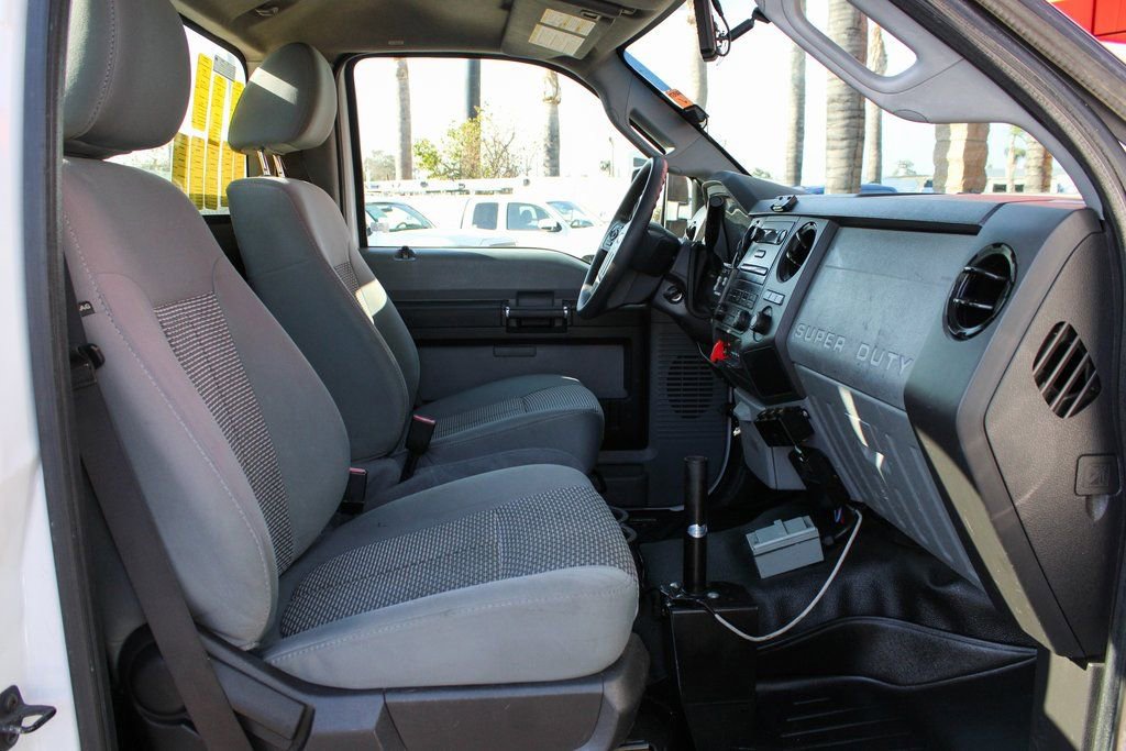 Used 2012 Ford F550 2WD Regular Cab Super Duty w/ PWR Equipment Group image 33