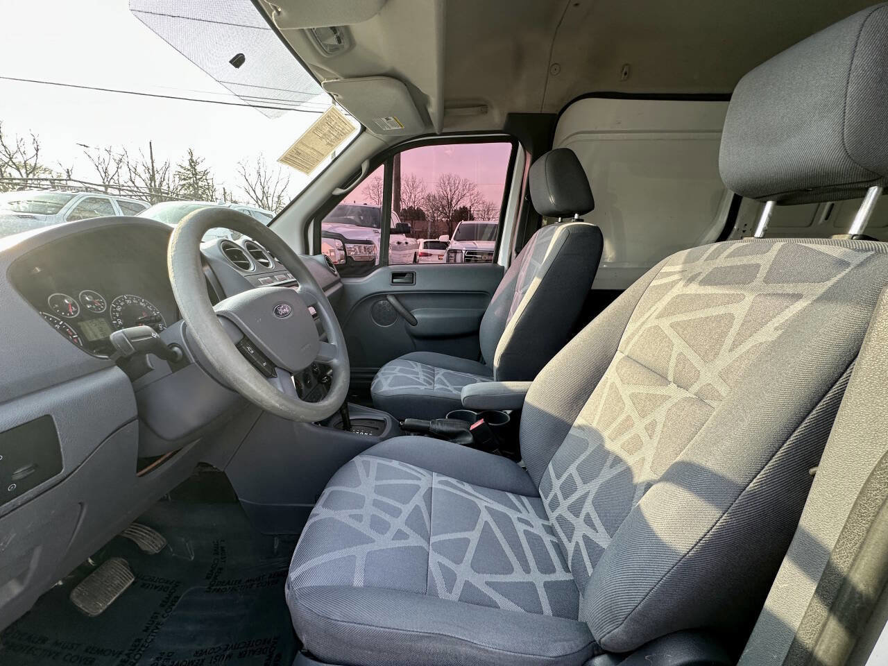 Used 2013 Ford Transit Connect XLT FWD image 10