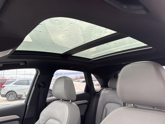 Used 2018 Audi Q3 2.0T Premium w/ Convenience Package image 39