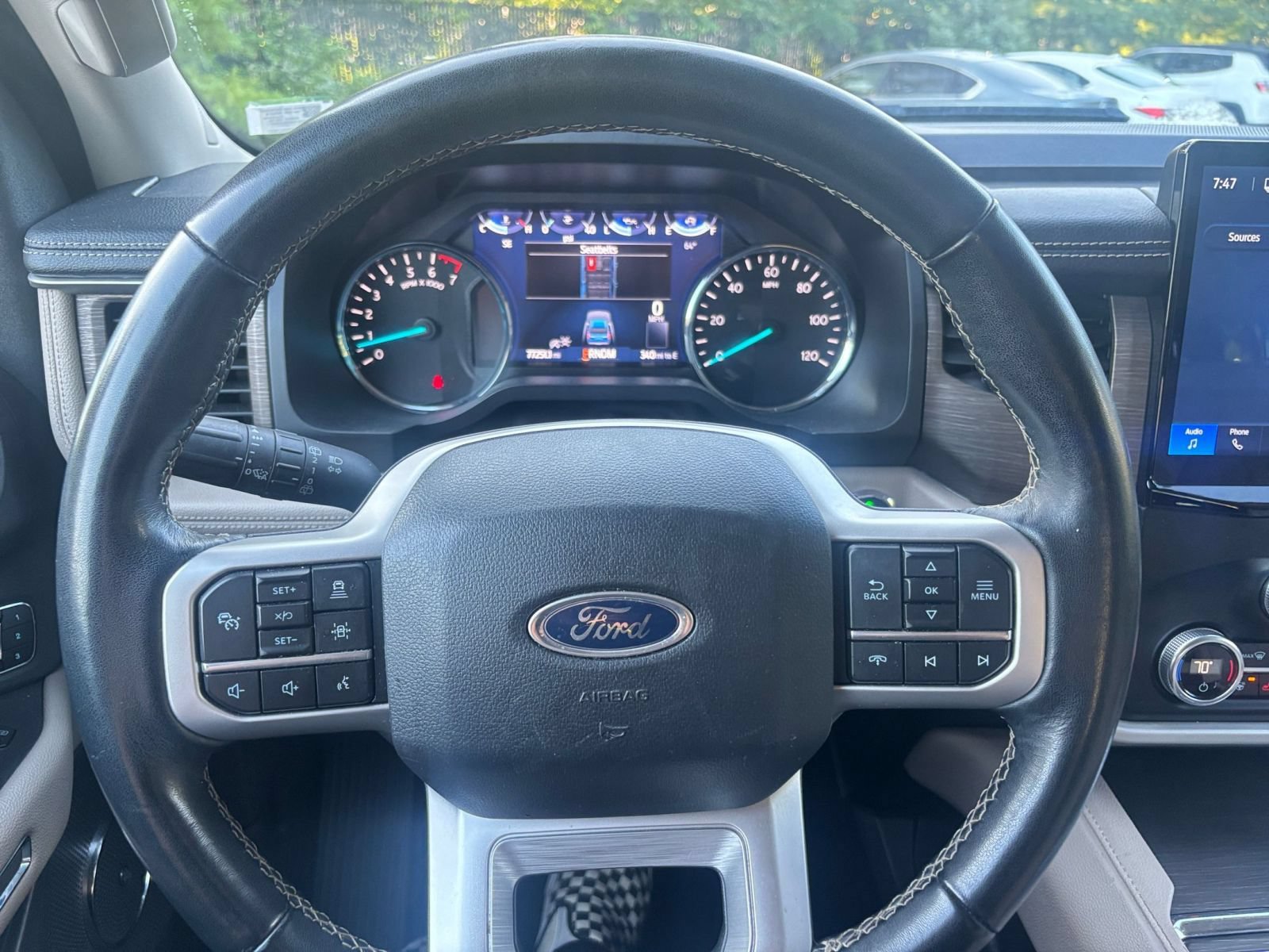 Used 2024 Ford Expedition Limited RWD image 38