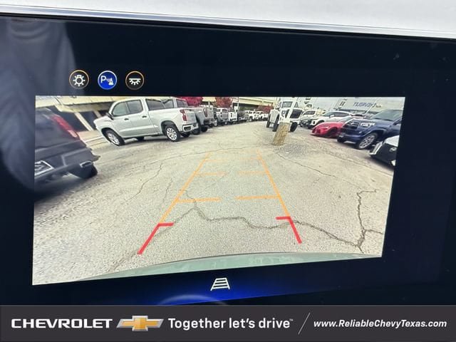 Used 2025 Chevrolet Equinox LT FWD image 18