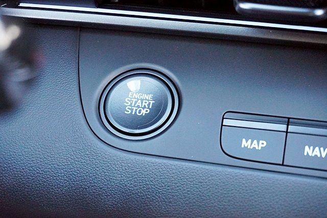 New 2026 Hyundai Elantra Sport FWD image 32