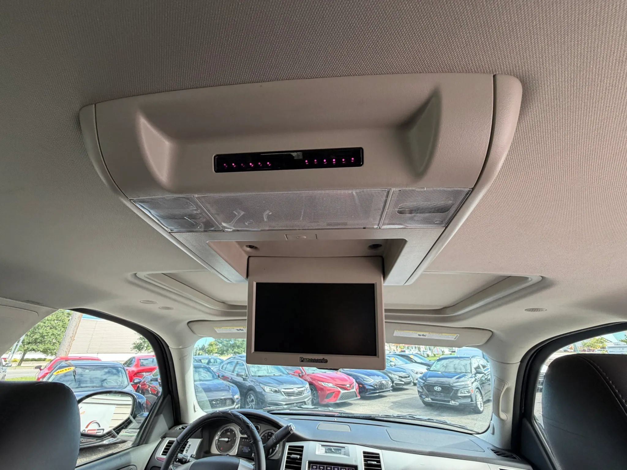 Used 2014 Cadillac Escalade Premium AWD/4WD image 38
