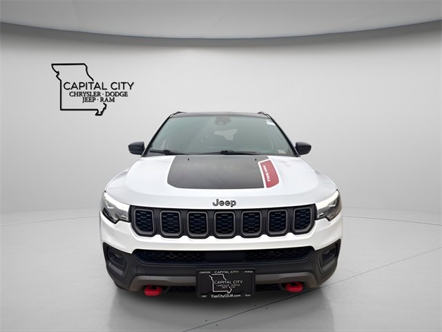 Used 2024 Jeep Compass Trailhawk w/ Trailhawk Elite Group image 3