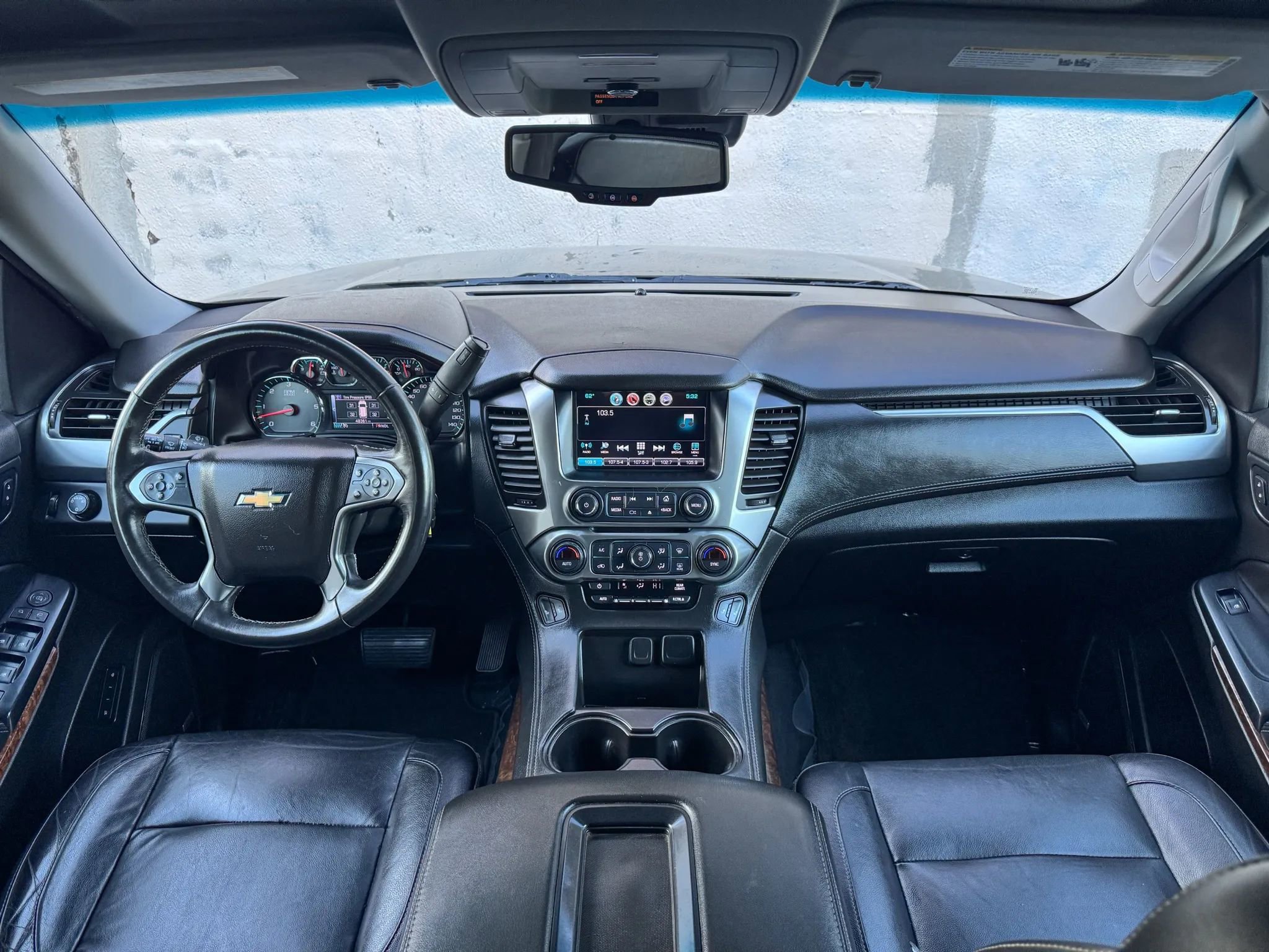 Used 2019 Chevrolet Suburban LT image 22