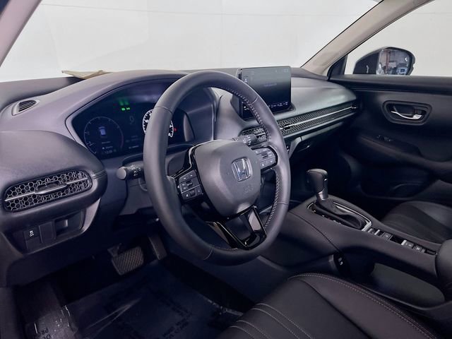 Used 2025 Honda HR-V EX-L image 8