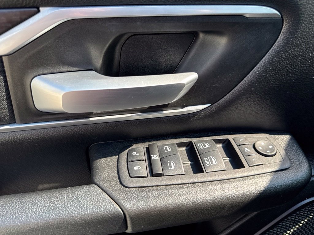 Used 2023 RAM 1500 Big Horn AWD/4WD image 21