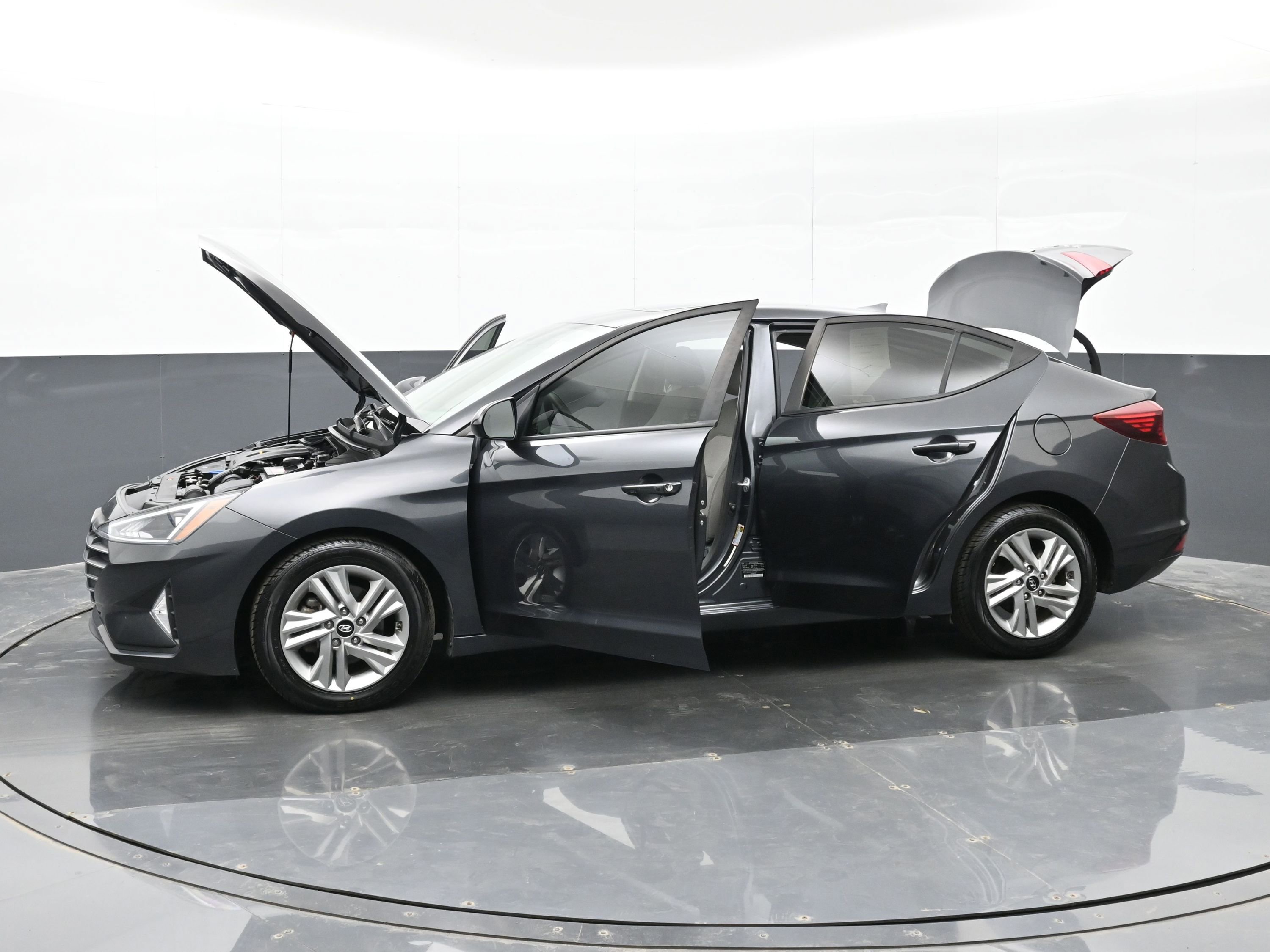 Used 2020 Hyundai Elantra Value Edition image 48