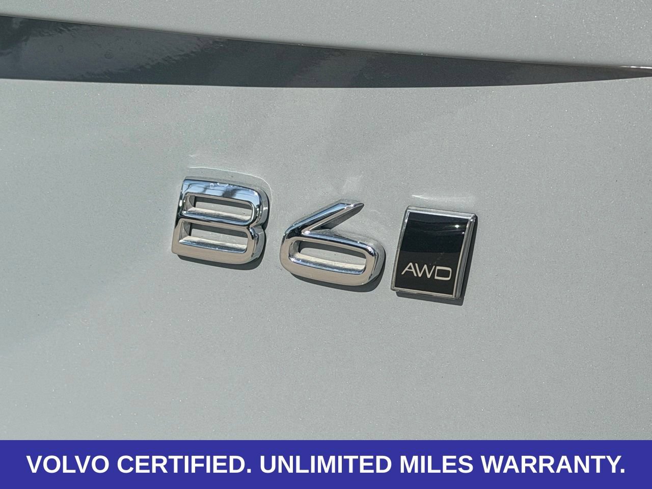 Certified 2025 Volvo XC90 B6 Plus w/ Protection Package Premier AWD/4WD image 10