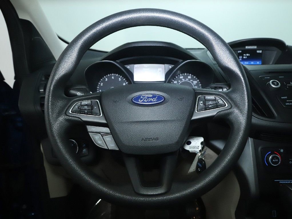 Used 2017 Ford Escape SE image 22