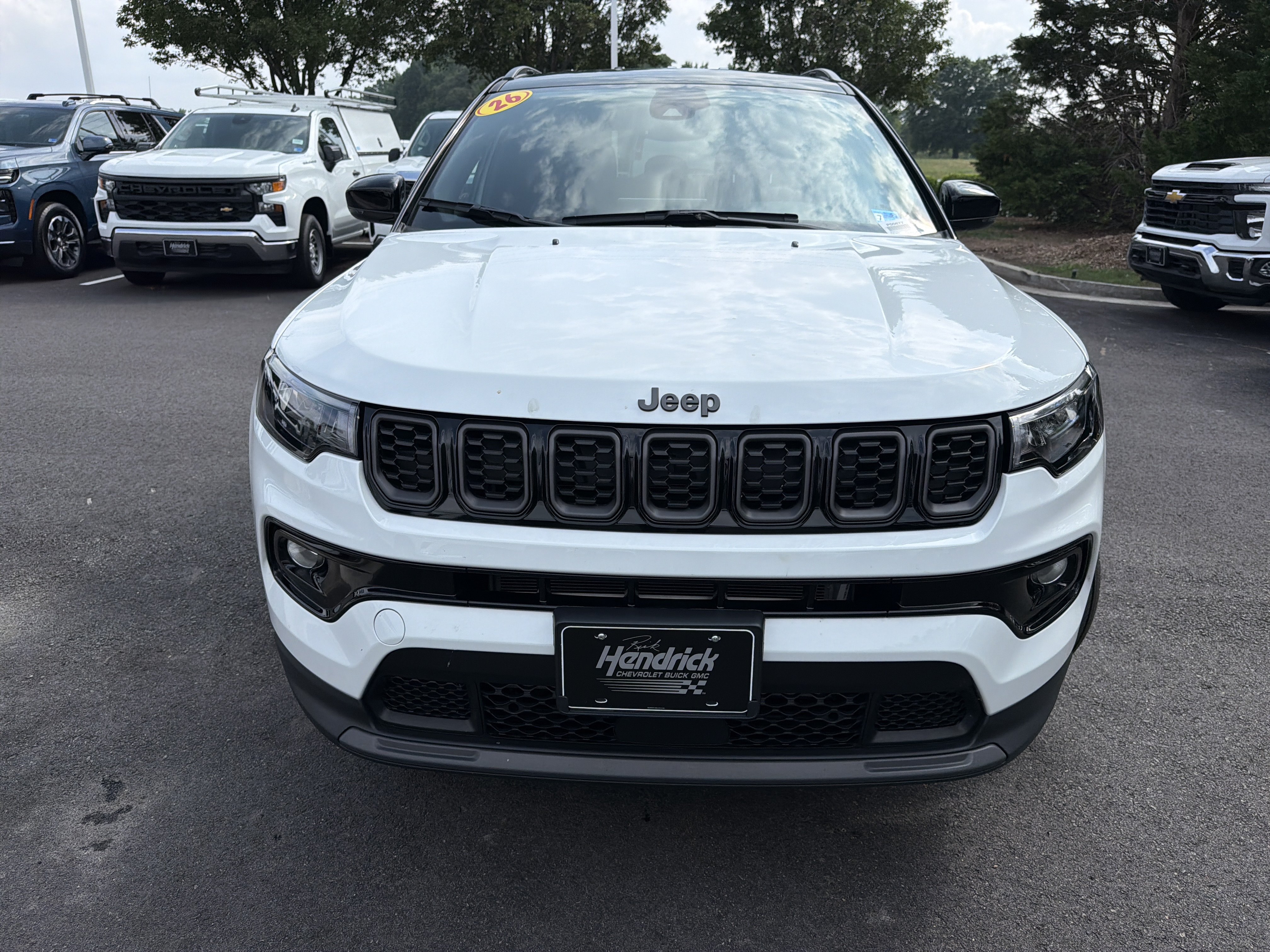 Used 2026 Jeep Compass Limited AWD/4WD image 3