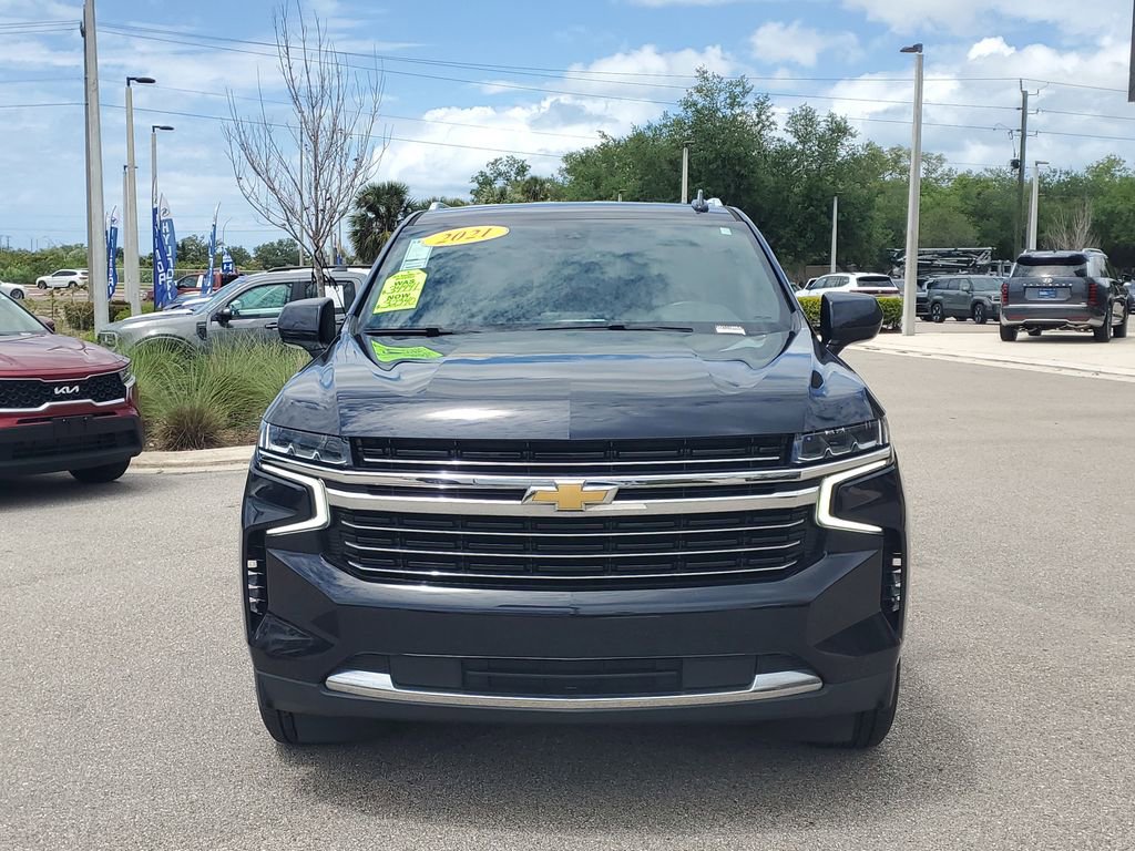 Used 2021 Chevrolet Suburban LT image 3